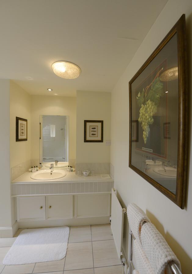 The Factor'S Inn & Factor'S Cottage Fort William Exteriör bild